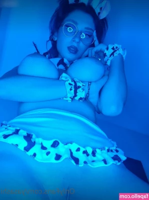 Rima_Yasashi [ rima-yasashi ] - Tan girl summer