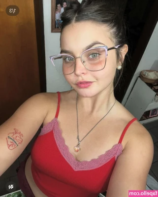 cannde_frank [ cannde-frank ] - Want to do yoga with me?