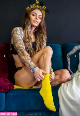 Ashley Horner [ ashley-horner ] - 🎉 Yeah! 🎉  Today it's a 1st anniversary of my OnlyFans 😀