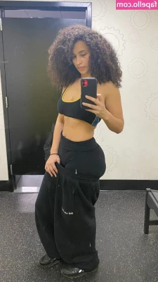 Sarina - Will be going live tomorrow on my other account -->