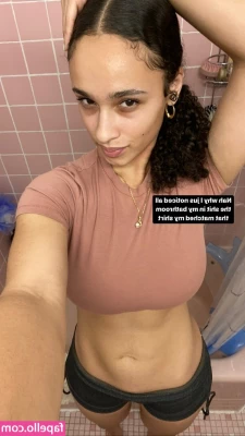 Sarina - Summer please come back soon  Stay Sexy
