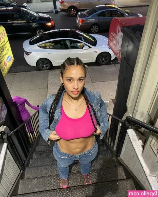 Sarina - All that’s missing is the milk 😈😜