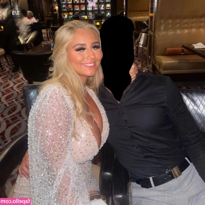 Gracie Mae [ gracie-mae ] - Swipe left to remove my panties 👀🤍