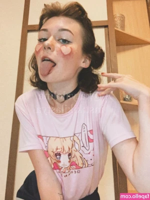 fluffyfulafel - 1 like and I'll cum.