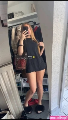 Lenya.wrs [ lenya-wrs ] - Let's play a game 😍 Tip me $5 if you wanna kiss me