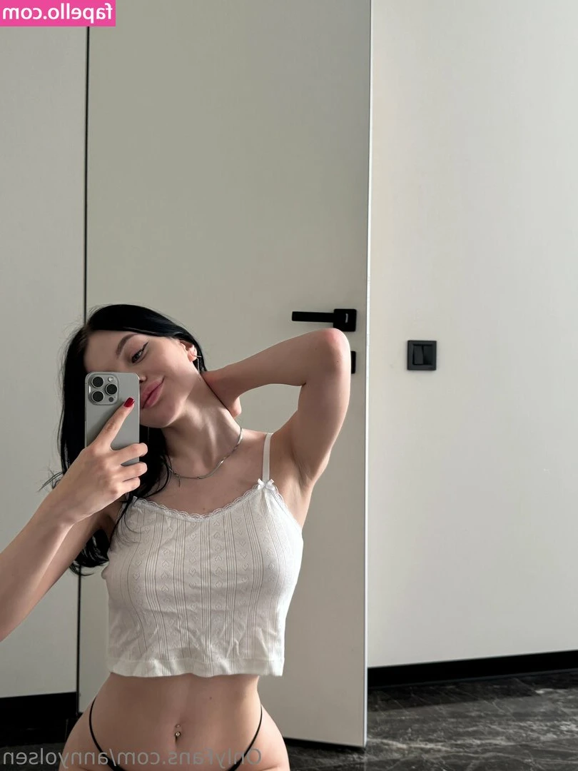 annyolsen - Like this pic if you like my ASS 🍑💗🙊