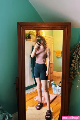 Fvckseaworld - Here's a little tasty treat. I love the sounds of a hot wet pussy get