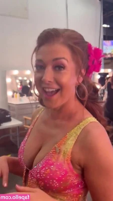 Alyson Hannigan [ alyson-hannigan ] - Pretty in Pink 🌸✨