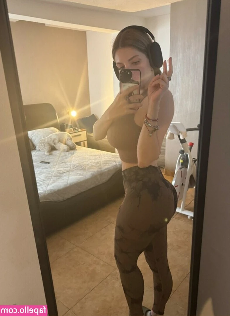 Irela Zuñiga Torres [ irela-zuniga-torres ] - This one's real cute 👀 go check your dms. Xoxox