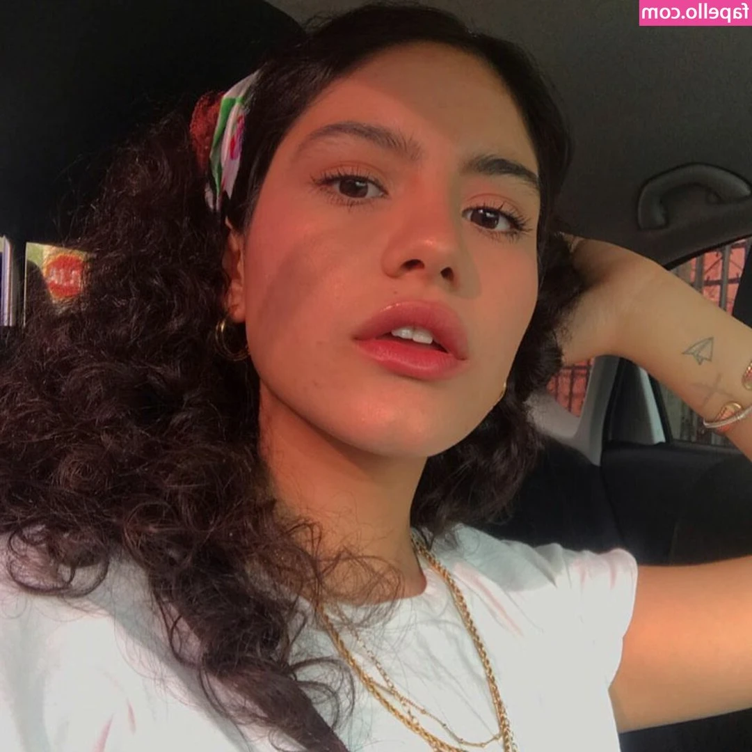 Isabel Neru [ isabel-neru ] - Mmm que rico de sabe el culo🍑👅 @demonxxl21 @hotmartin25
