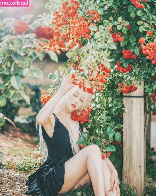 berry_berryin [ berry-berryin ] - Hi cuties  You re free to expect more