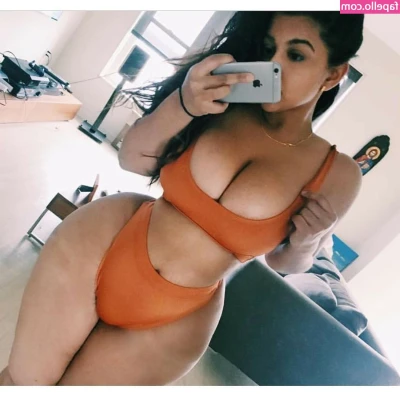Thickest Desi Babe [ thickest-desi-babe ] - Can I taste you?🤤💦