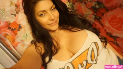Shelly Martinez [ shelly-martinez ] - A pig bottom cheating text us to get fucked by us...we fuck him good