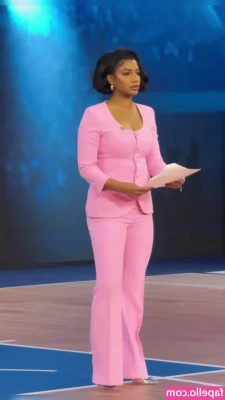 Taylor Rooks [ taylor-rooks ] - feeling cute will not delete later 😛