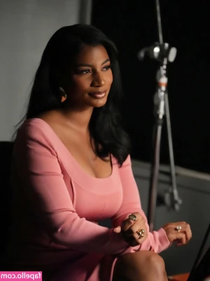 Taylor Rooks [ taylor-rooks ] - Would this be a cool outfit for a student party after the holidays at