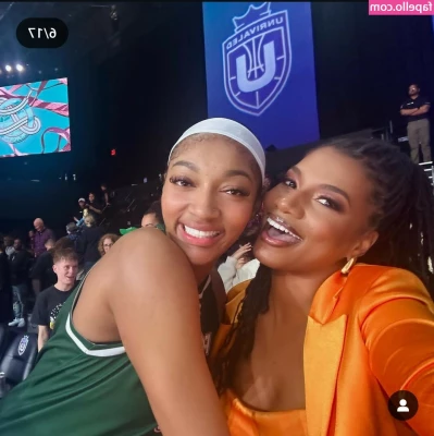 Taylor Rooks [ taylor-rooks ] - Happy Wet Pussy Sunday Babes