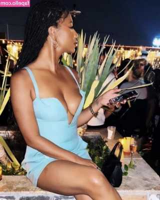Taylor Rooks [ taylor-rooks ] - Hope you had a beautiful weekend 😘🦄 My was super busy 😅 but