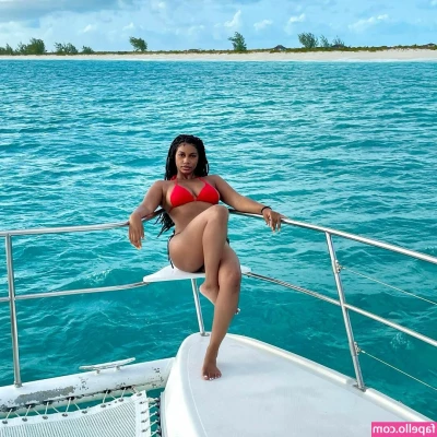 Taylor Rooks [ taylor-rooks ] - blowjob tease