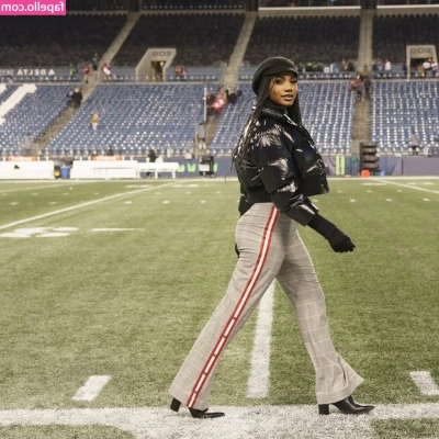 Taylor Rooks [ taylor-rooks ] - Mi cuerpo pide encontrarse con el tuyo amor
