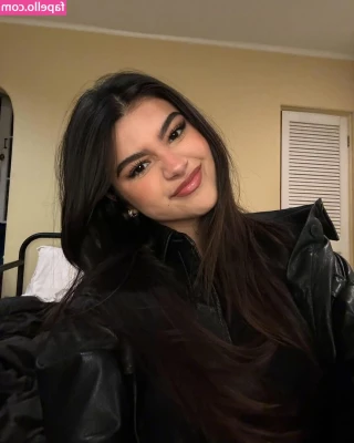 Sara Echeagaray [ sara-echeagaray ] - En exclusivité ! Rien que pour vous mes loulous un petit moment de