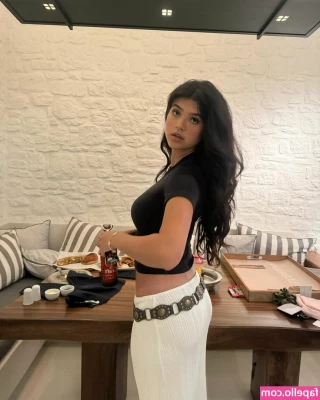 Sara Echeagaray [ sara-echeagaray ] - Lets stay in tonight😈🤤