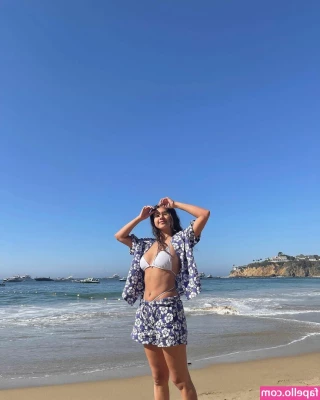 Sara Echeagaray [ sara-echeagaray ] - 先輩から突然 脱げと言われて
