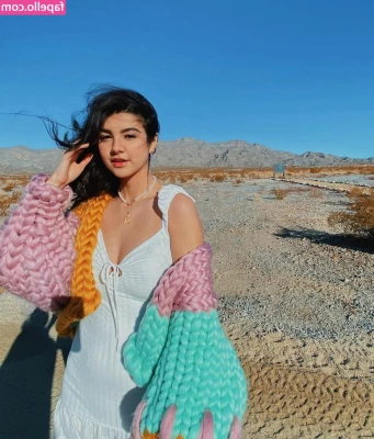 Sara Echeagaray [ sara-echeagaray ] - Sometimes ya  gotta just get IN there  amp  take care of stuff