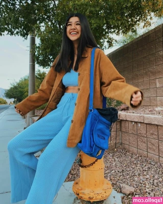 Sara Echeagaray [ sara-echeagaray ] - Considering nudes in the future    Then people would see my secret