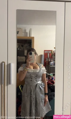 Joanax2003 - Join me on the couch! 😈