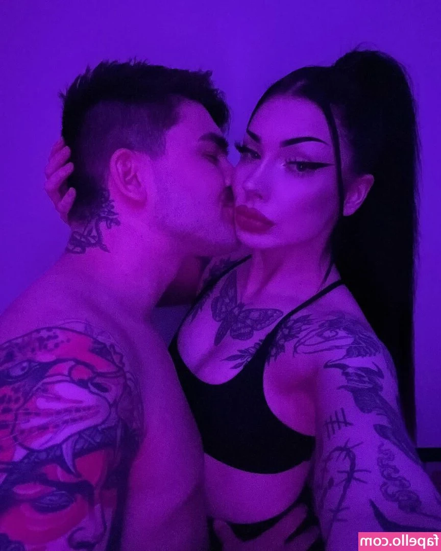 kxrlyxmxrie - Publiqué este video en privado, o sea "solo para mí" para poder