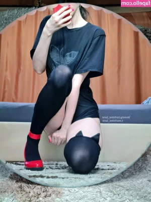 Hime_lune [ hime-lune ] - Who wants a meaty breakfast? Just open your mouth wide around my