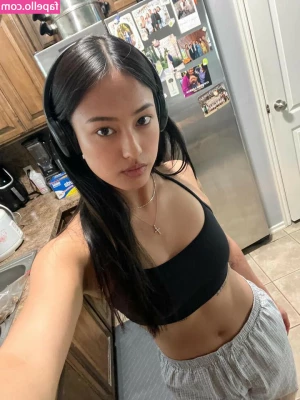 Gabby.hua [ gabby-hua ] - prettier than ur gf