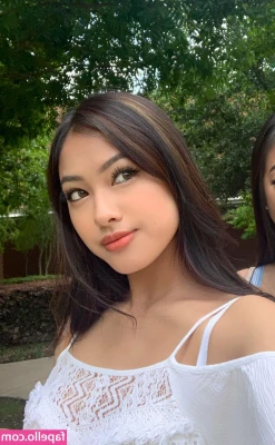 Gabby.hua [ gabby-hua ] - I really loved this shoot!! 🥰 From left to right which one is your