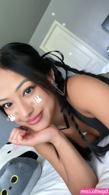 Gabby.hua [ gabby-hua ] - Wish you could cummm all over my big fat tits