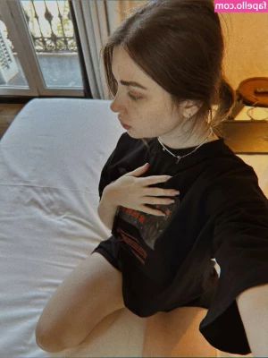 Arina Berdnikova [ arina-berdnikova ] - just waiting for you to come take this off