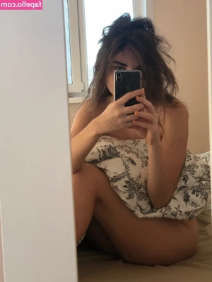 Arina Berdnikova [ arina-berdnikova ] - She is a very hot girl