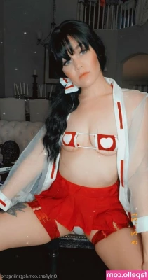 legsnlingerie - One of my very special subbies gifted me a flesh-colored dildo to use