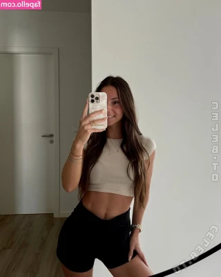 Jessica.hlst [ jessica-hlst ] - i'm so in love with this bra but still prefer to be naked 🙈