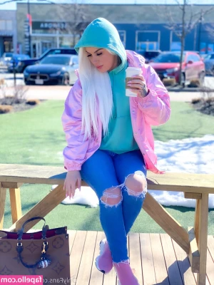 nova_starr [ nova-starr ] - Sunday morning vibes