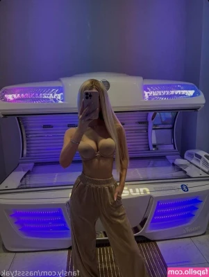 nassstya.k [ nassstya-k ] - I look pretty good for a dead bitch 🖤
