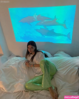 Benita Banu [ benita-banu ] - good morning ;) ☀️   who wants to fuck me this morning??? i’m