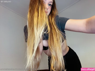 maikeelenna - Let’s playy, inbox me xx