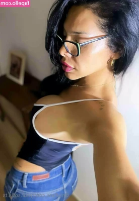 your.sofia.ts [ your-sofia-ts ] - Gozando gostoso no cuzinho #prep #b a r e b e c k