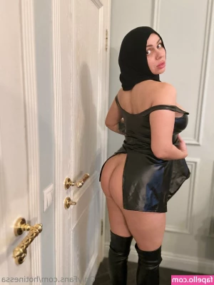 hotinessa - How good do I look naked on the floor waiting for you