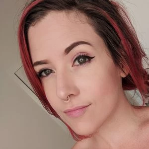 weirdlypretty666