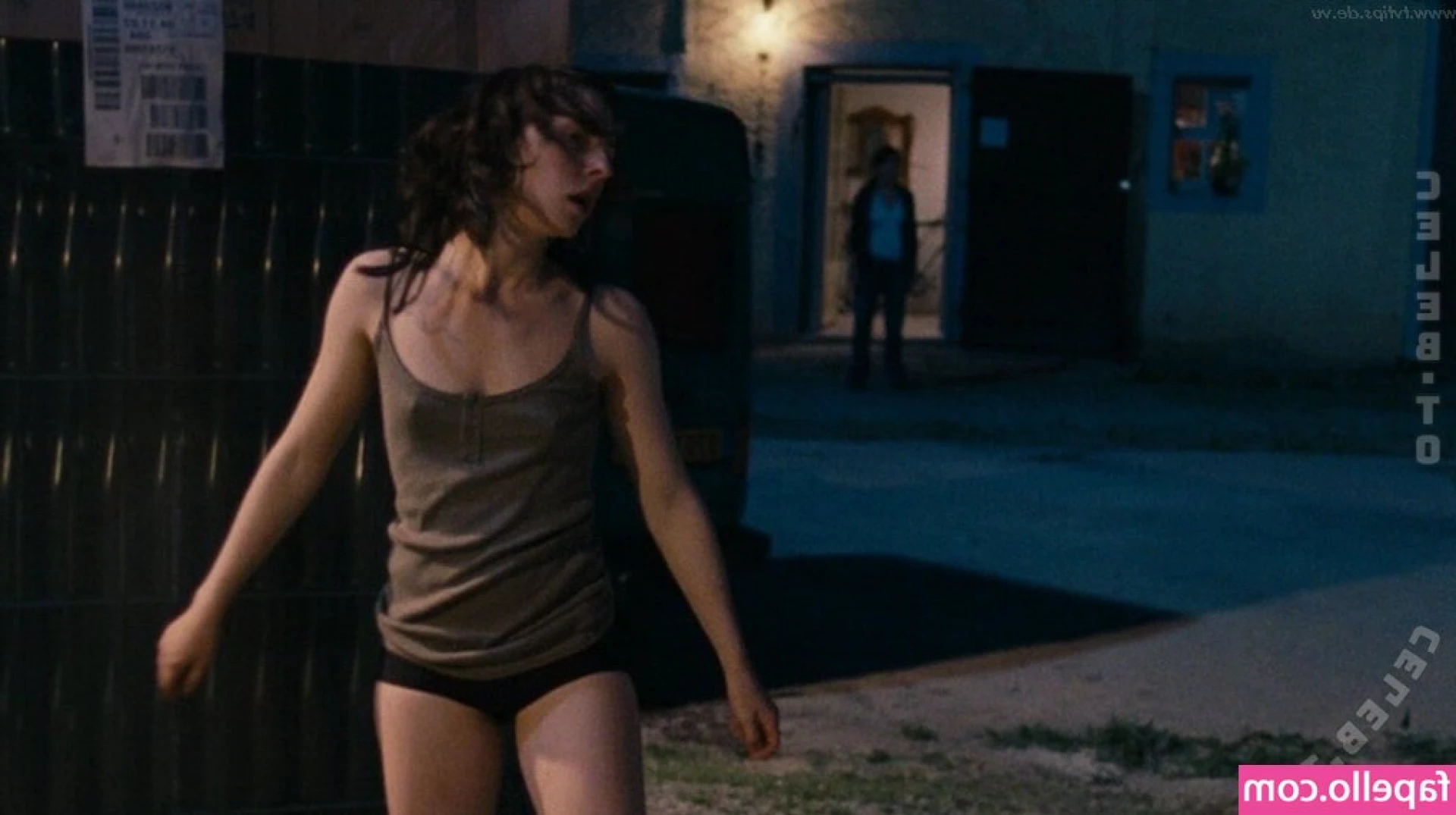 Katharina Schüttler [ katharina-schttler ] - Part of me hopes I get caught by my neighbor. 👀