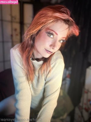 rileysinpai - Mmm muy calentita🥵🥵🥵