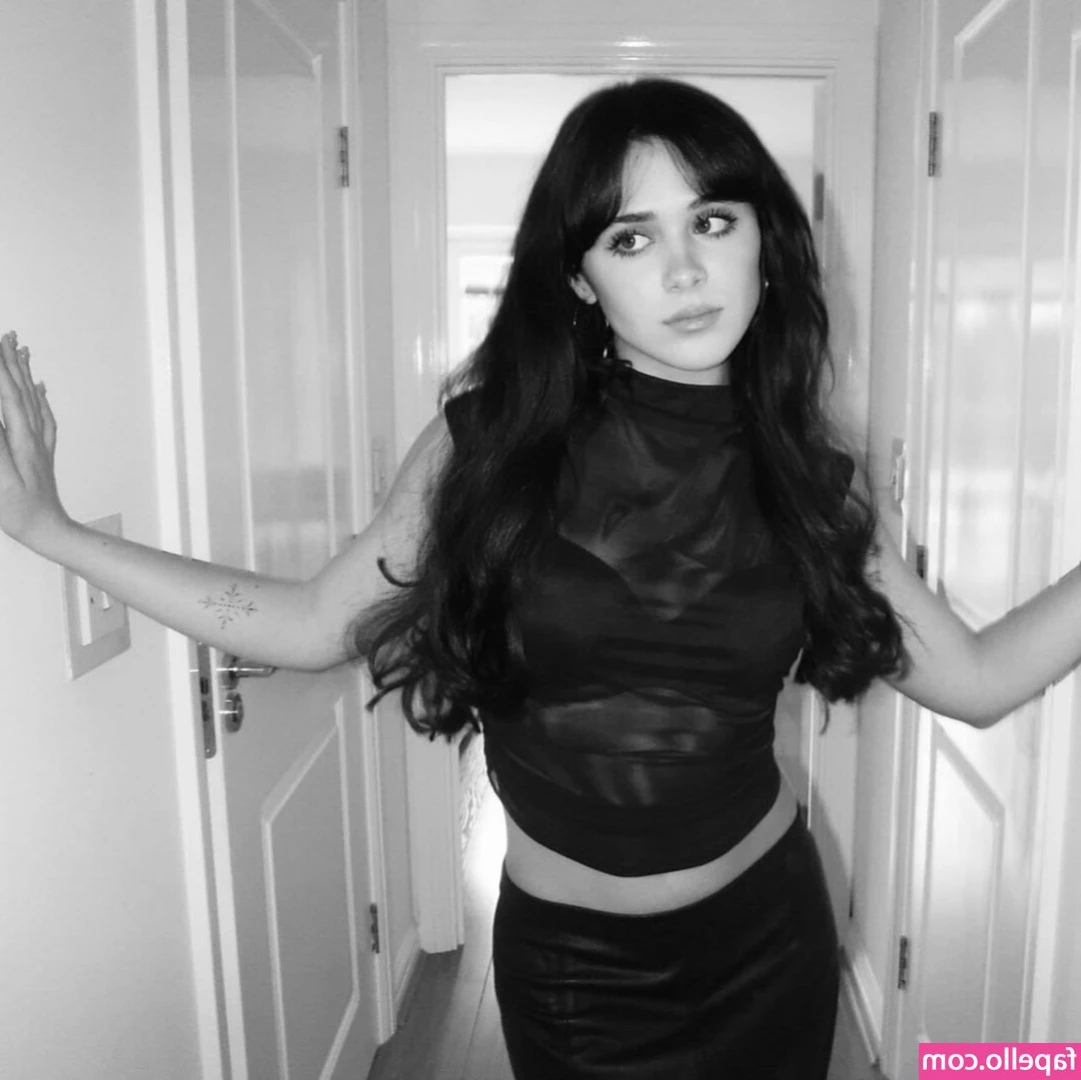 Isabella Pappas [ isabella-pappas ] - Mmmmmm Throwback Thursday  And we are going back to 2018