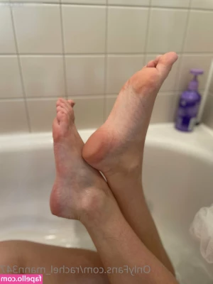 Rachel Mann [ rachel-mann-2 ] - Jungle feet