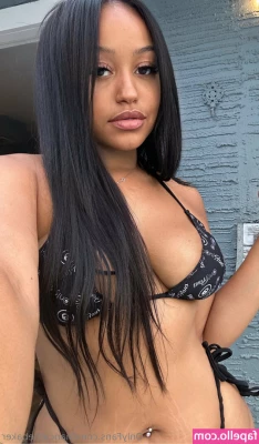 biancababygirl_vip [ biancababygirl-vip ] - Barely fits